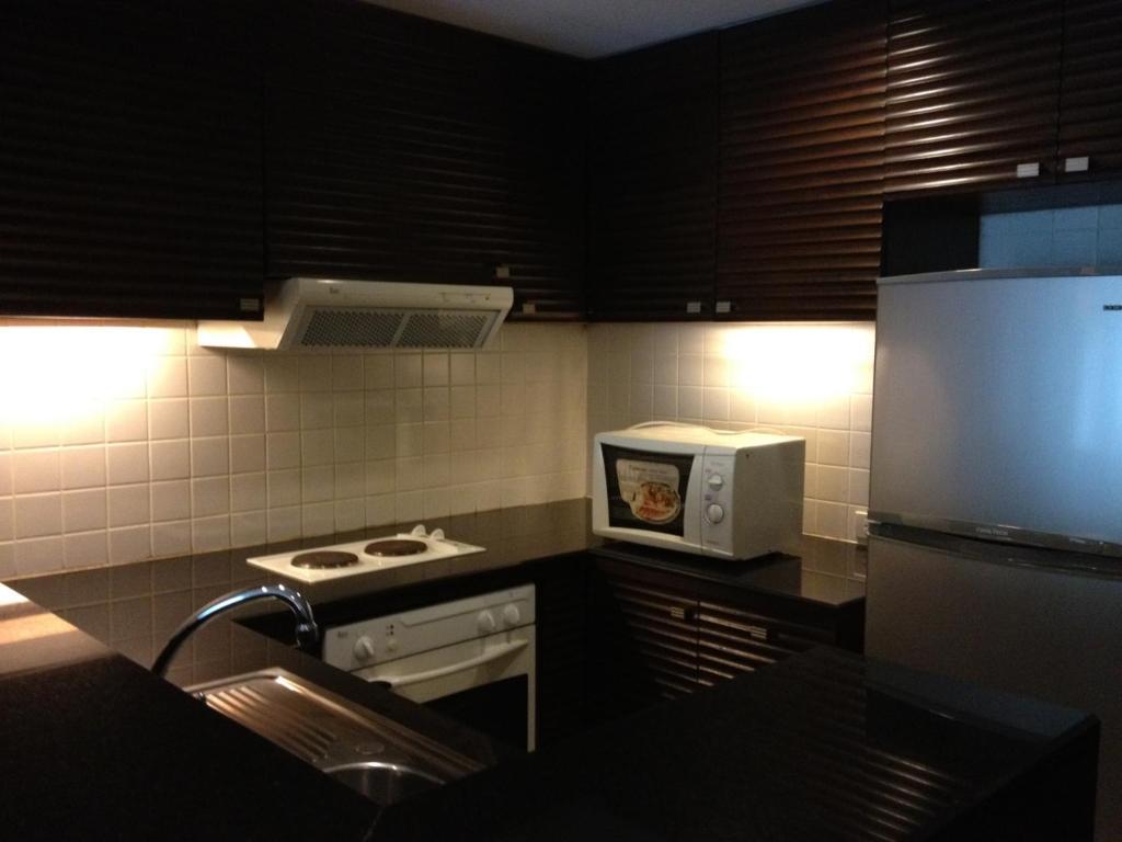 Gardengrove Suites Bangkok Habitación foto